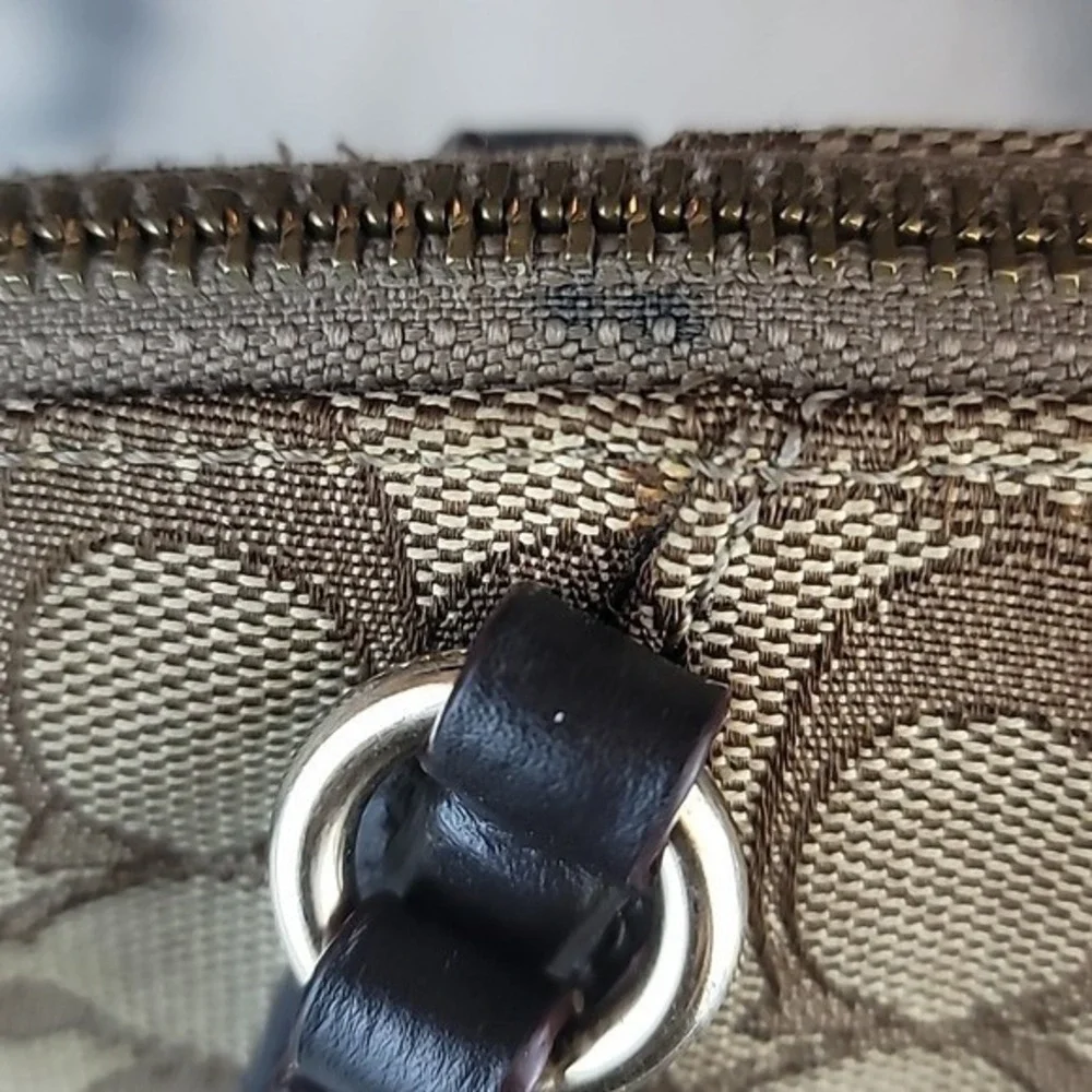 Coach Signature Kelsey Crossbody‎ Bag